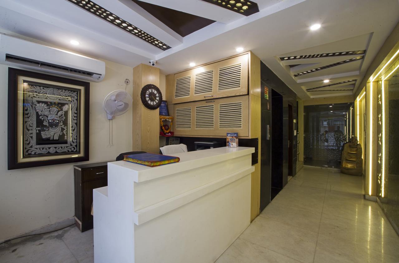 Optimum Oxford International Hotel New Delhi Buitenkant foto