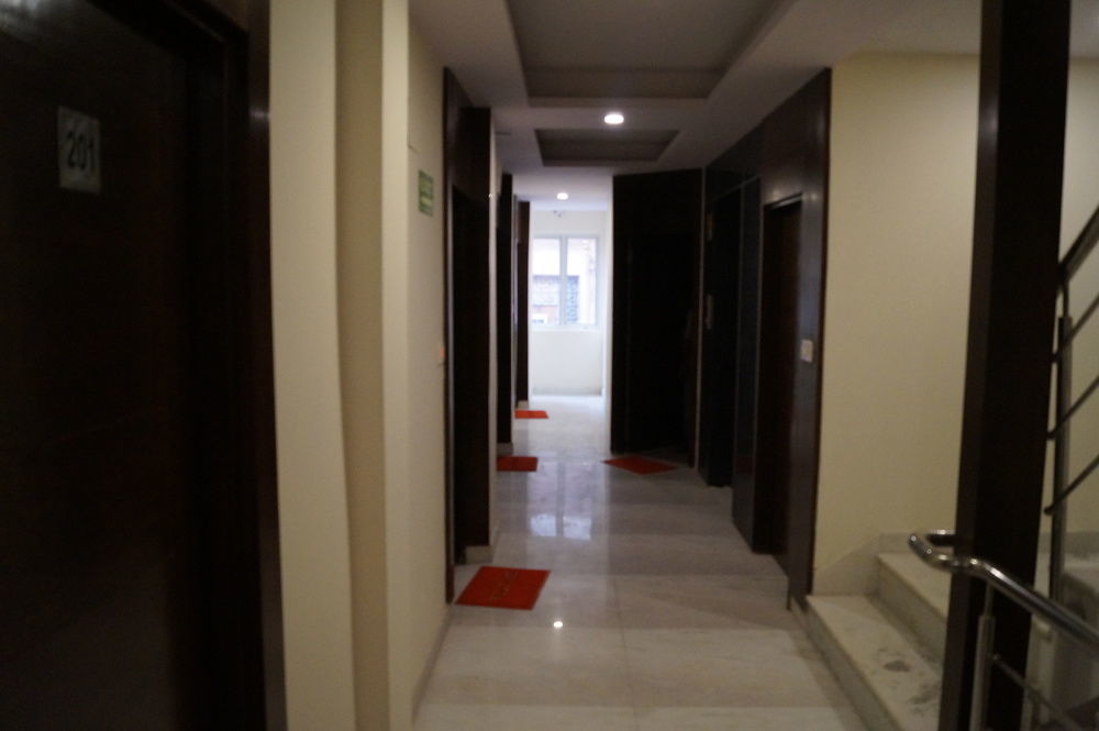 Optimum Oxford International Hotel New Delhi Buitenkant foto