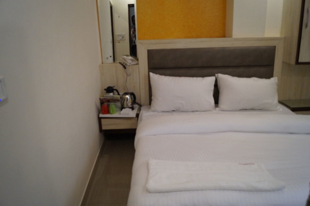 Optimum Oxford International Hotel New Delhi Buitenkant foto